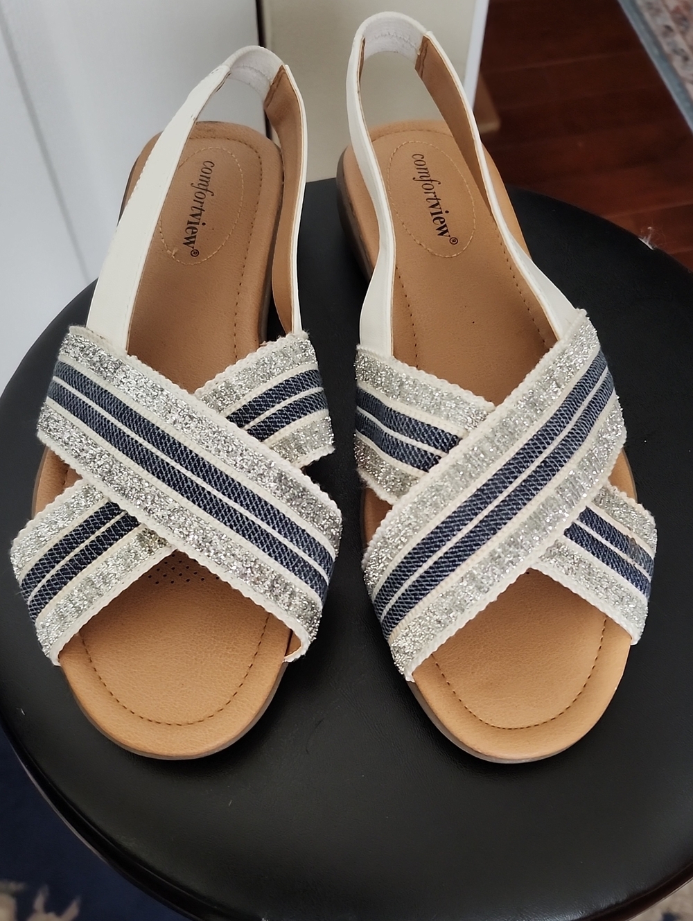 comfortview Navy and White Crisscross Slingback Sandals